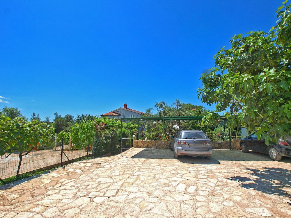 Apartments Mara 44