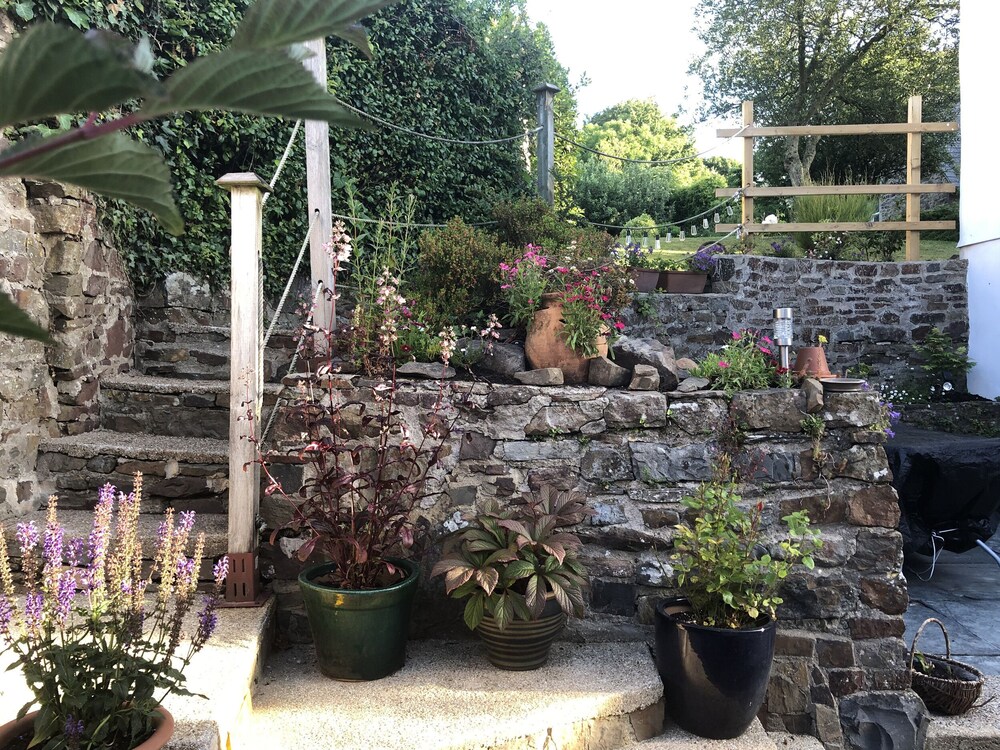 Courtyard Cottage