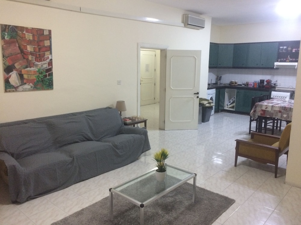 Maltese Rooms