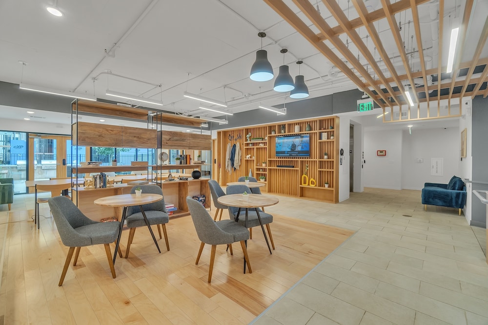 meeting & event spaces