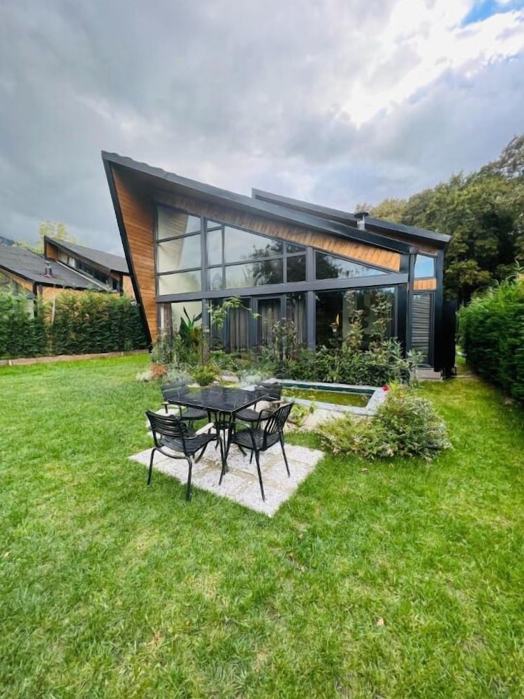 Backyard Sapanca - Property Image 3