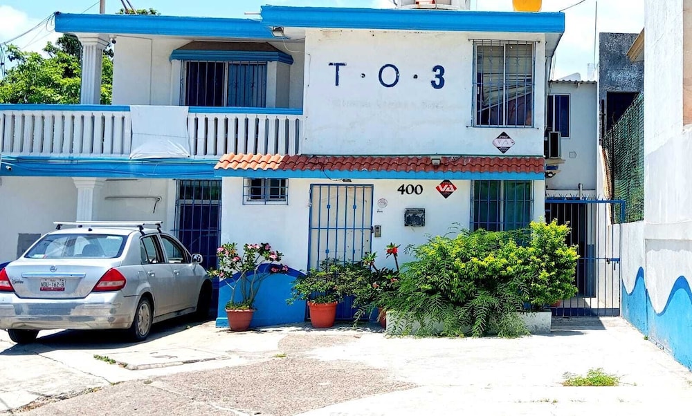 Hostal TO3