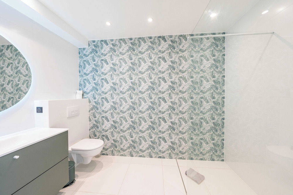 Sumptuous Villa - AC- 6br- 12p- Cannes