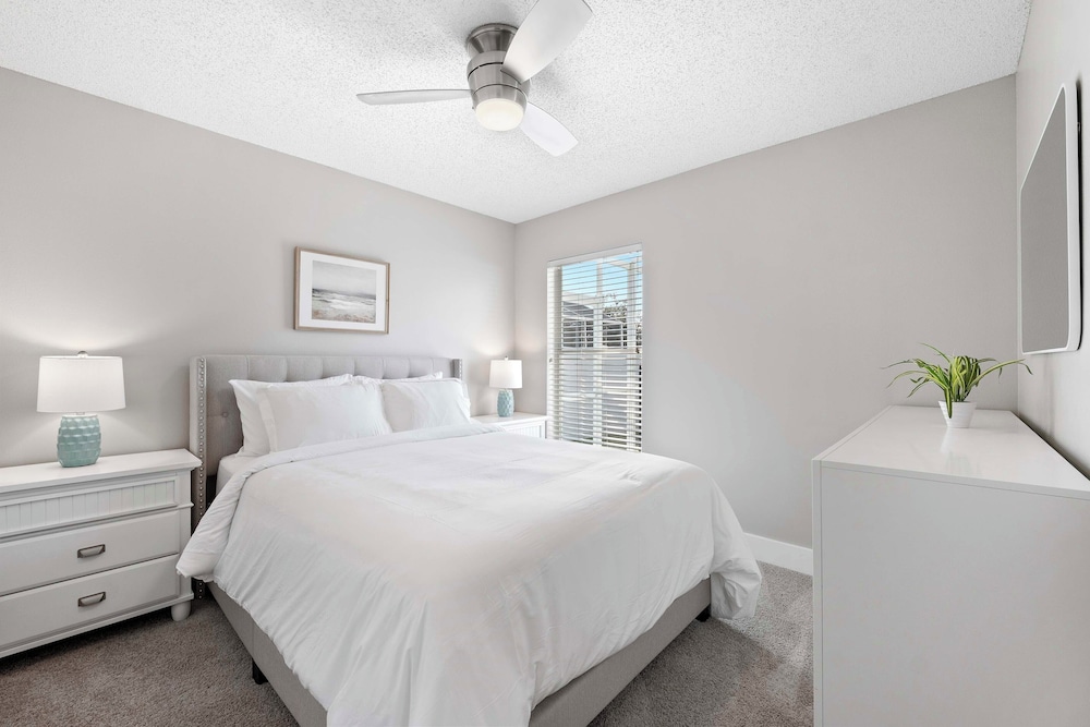Saltwater Pool & Spa at Home in Bradenton
