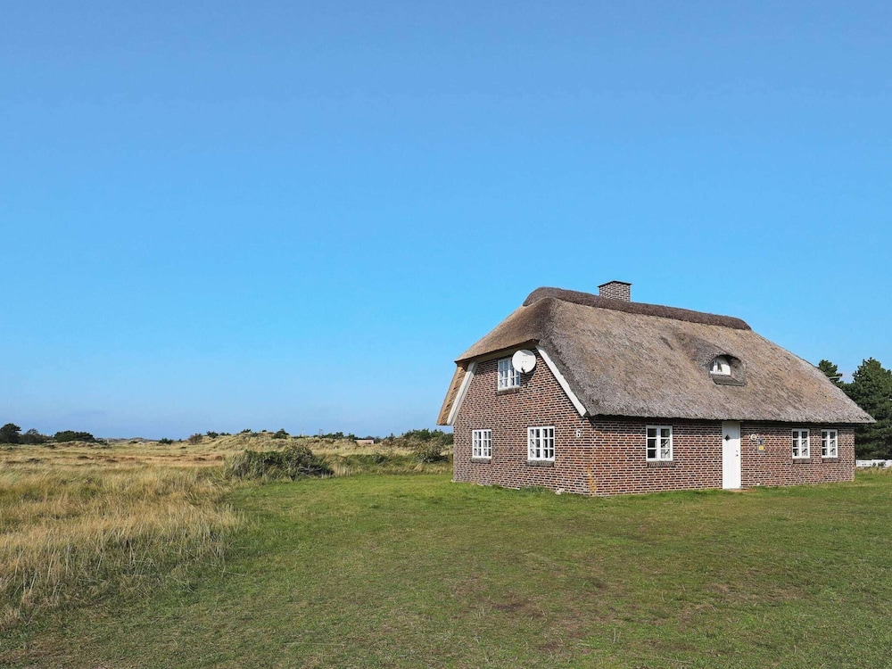 Vintage Holiday Home in Blåvand near Sea view 3