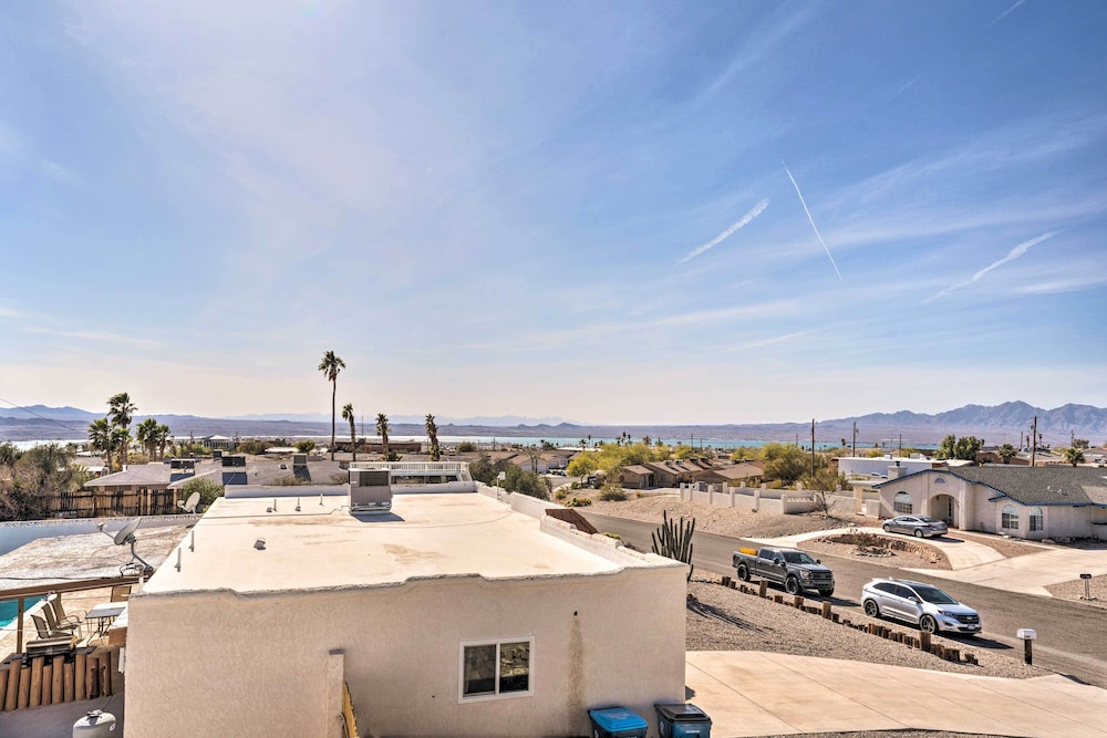 Pool, Game Room, Hot Tub: Lake Havasu City Oasis!