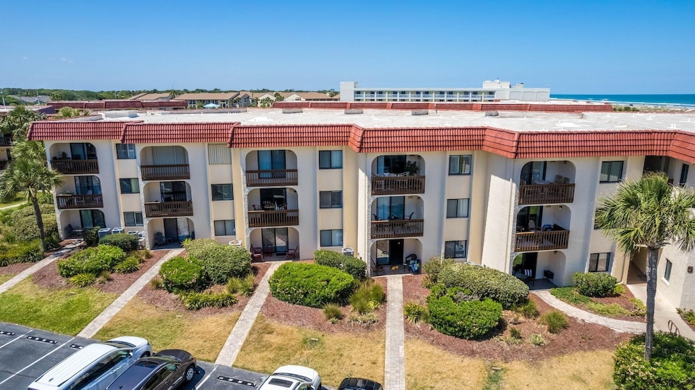 Aqua Vista Retreat 2 Bedroom Condo