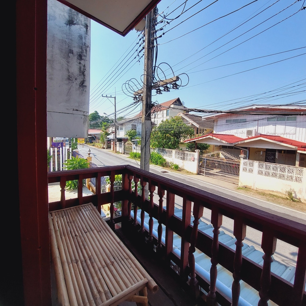 Baan Baan Hostel