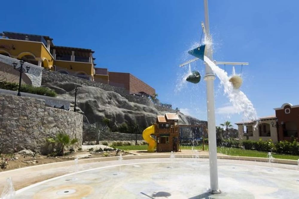 3BD Hacienda Encantada Ocean View Luxury Resort
