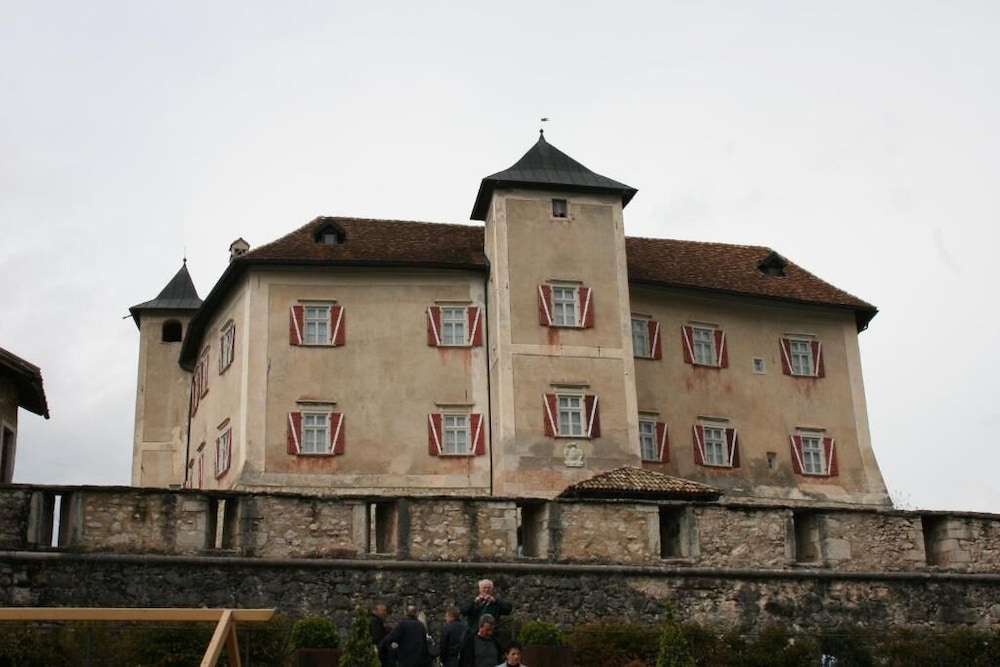 Photo 46
