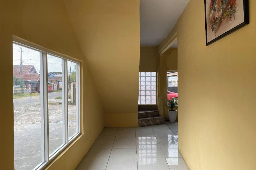 Hotel Warna
