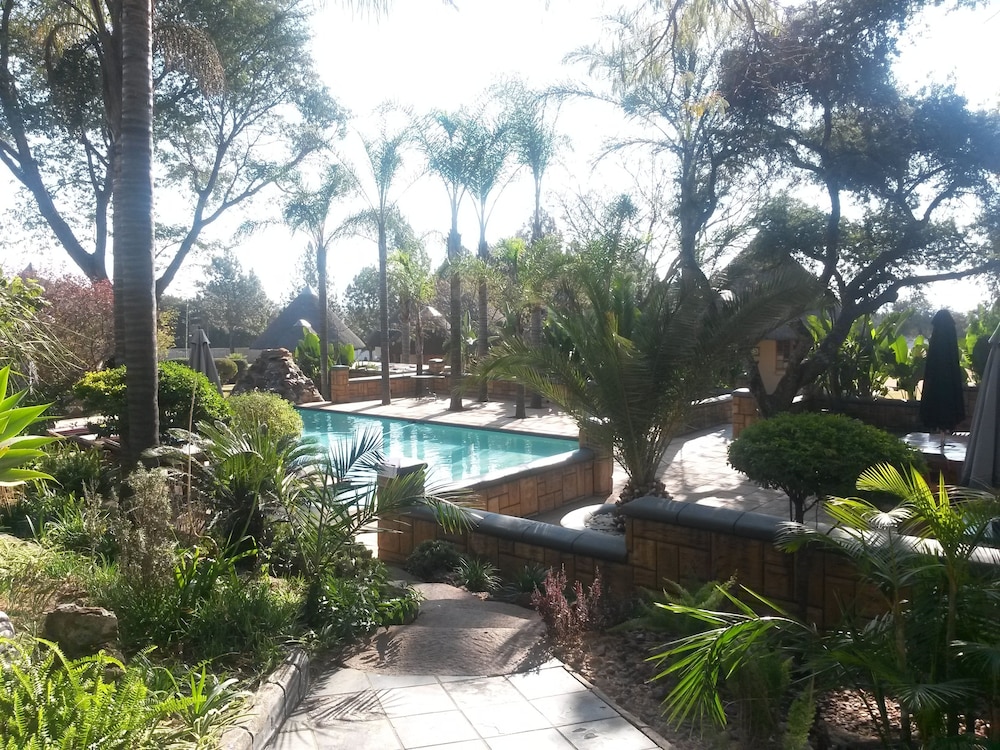 Das Landhaus Guest Lodge & Conferencing Center