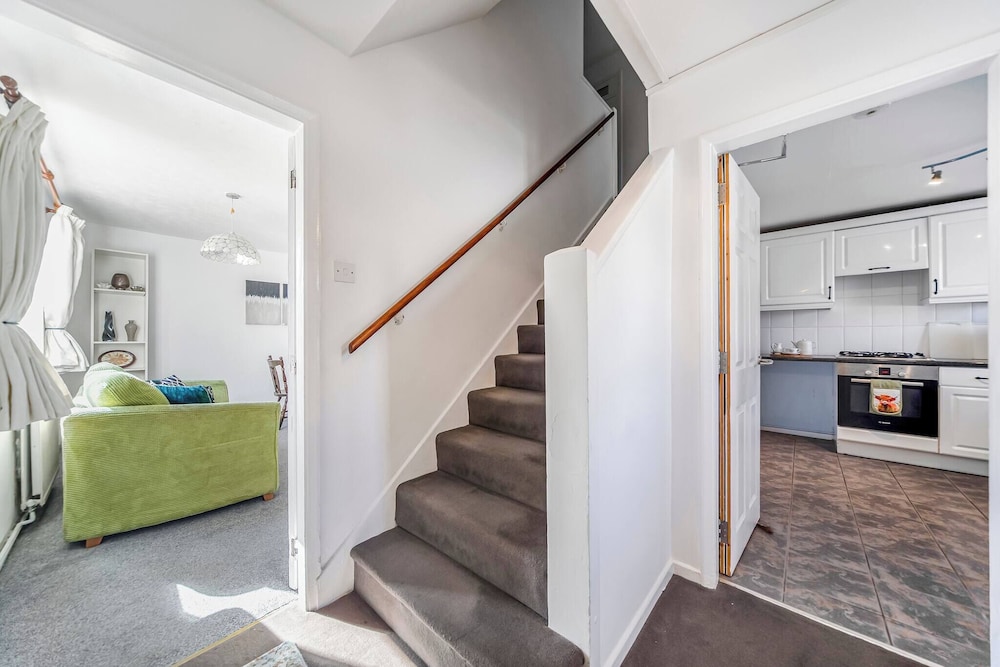 Stylish & Bright 3BR in Headington, Oxford Area