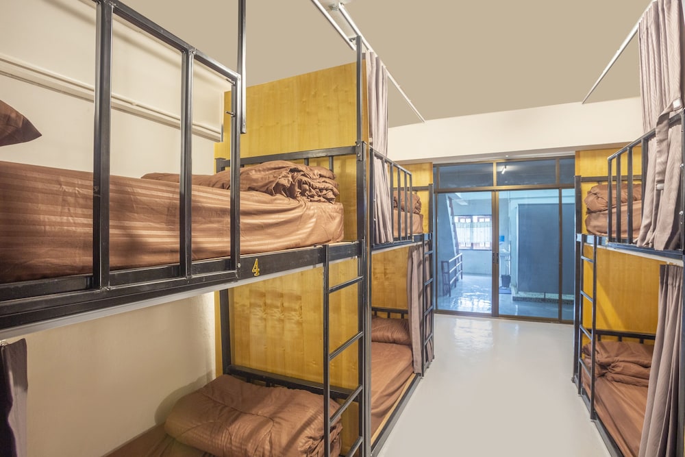 OYO 723 Lamphun Hostel