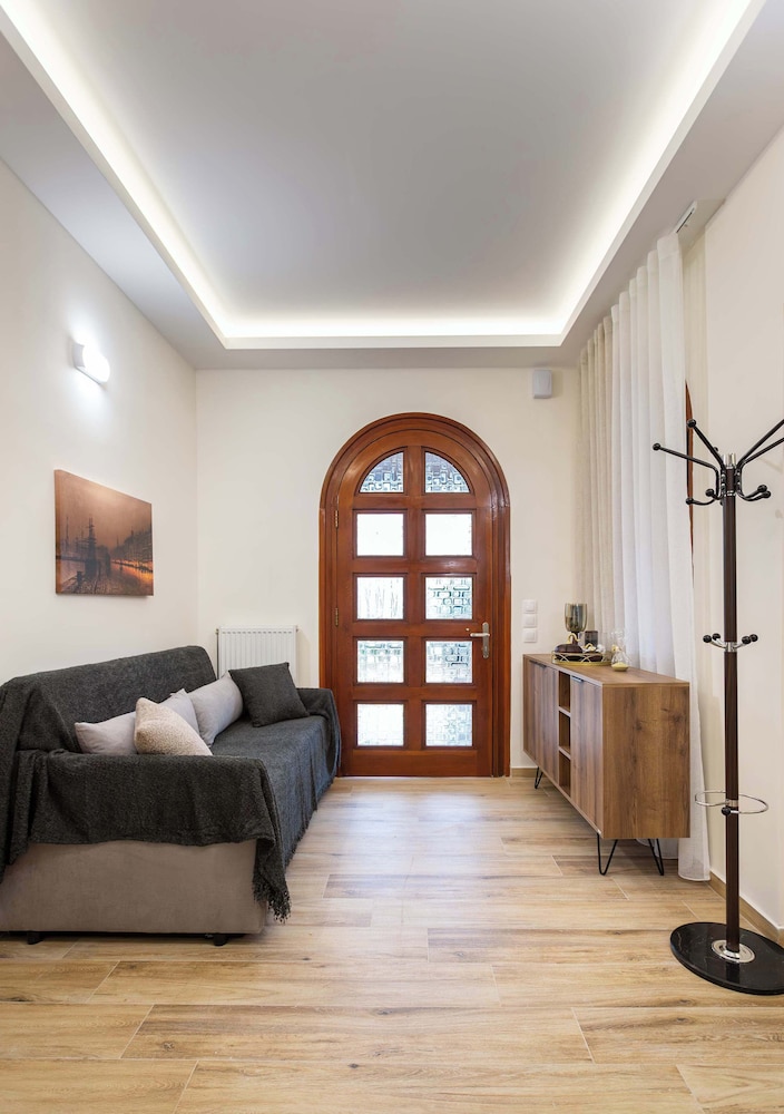 Villa Psani Beachfront Escape With Garden