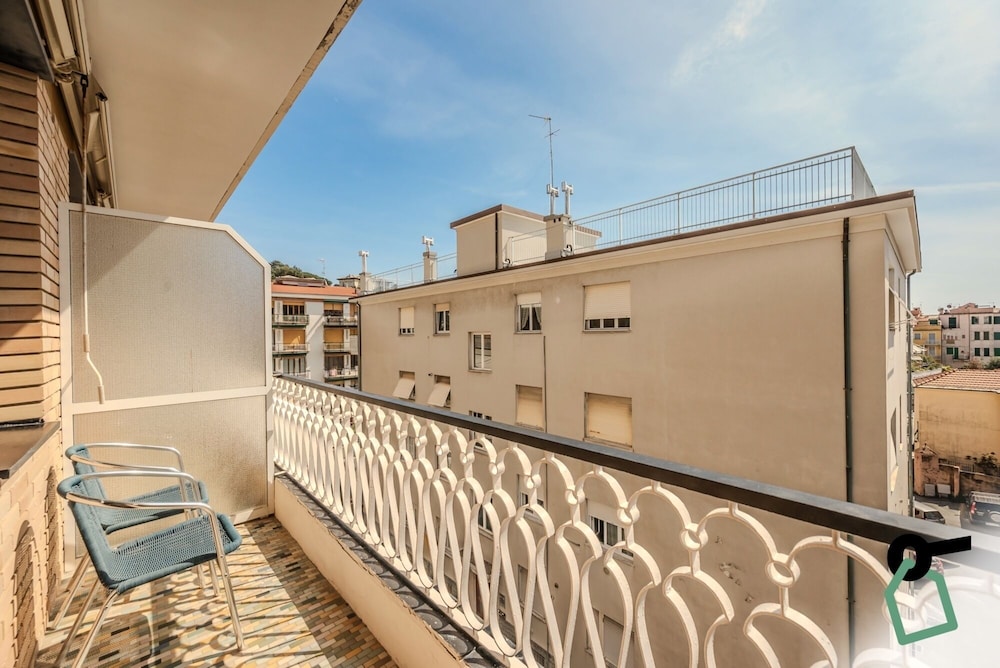 Hotiday Room Collection - Celle Ligure