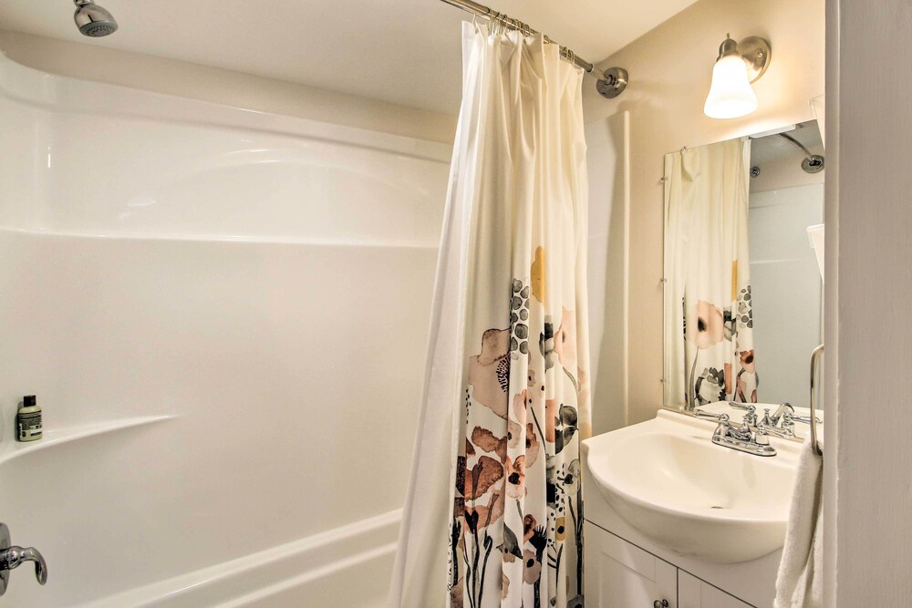 Historic Bath Home, Walk to Waterfront Park! view 2