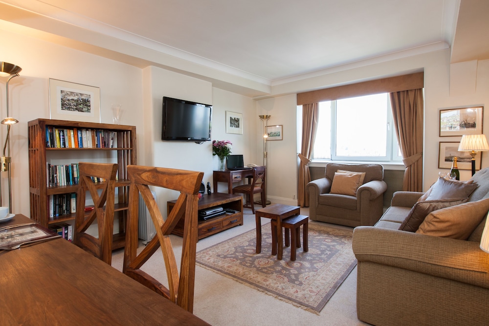 Nell Gwynn House Apartments