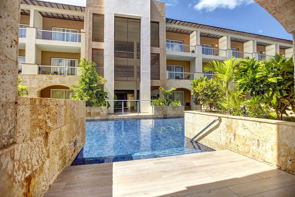 Punta Cana Vacations - Royalton Punta Cana, An Autograph Collection All-Inclusive Resort  Casino - Property Image 35