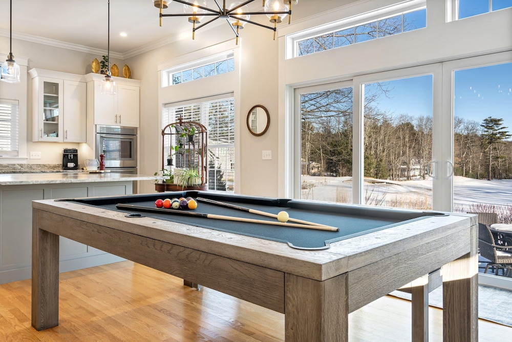 Golf-front Personal Arcade Hot tub Outdoor Kitchen