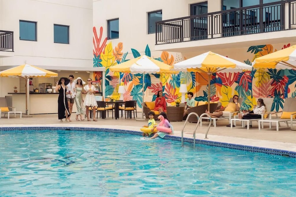 Golden Sands 10 Hotel Apartments