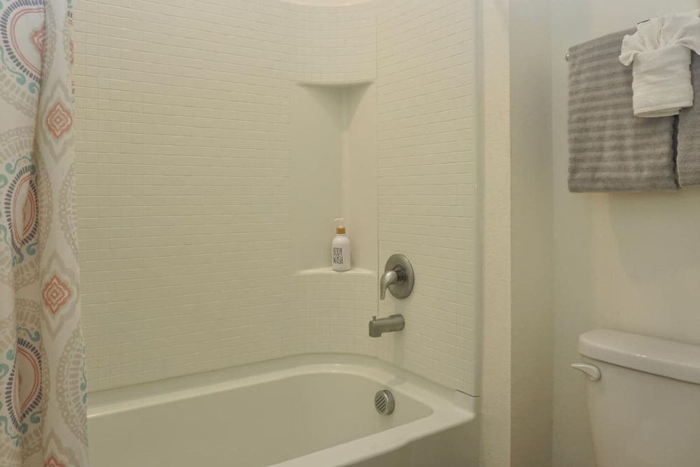 3kingbeds Spa Gameroom Solterra