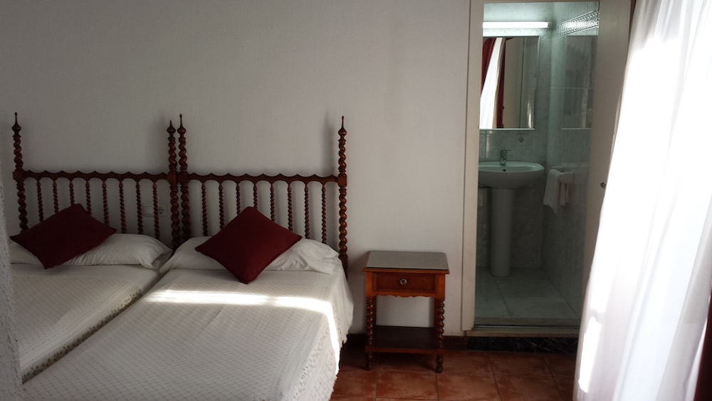 Hostal Ca's Bombu