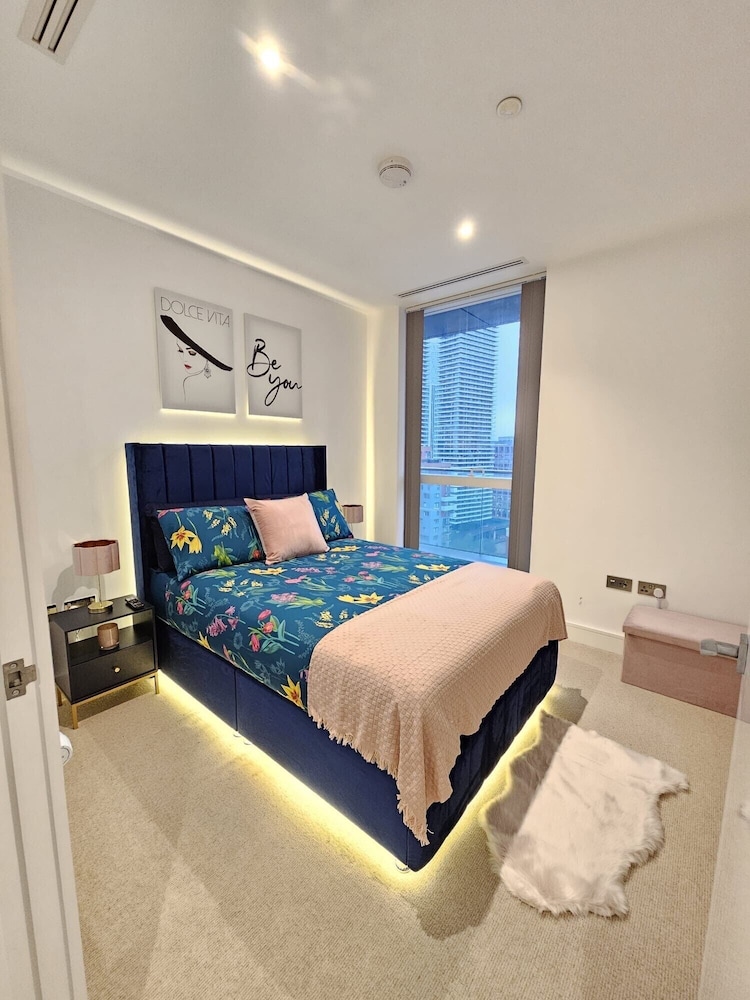 Cozy London Apartment Canary Wharf