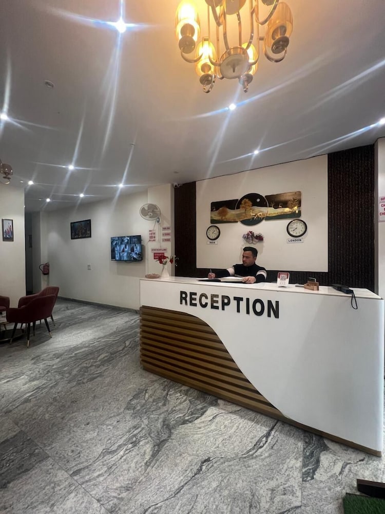 SS Hotel