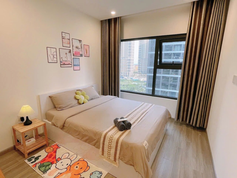 COZY- Vinhomes Grand Park Apartments