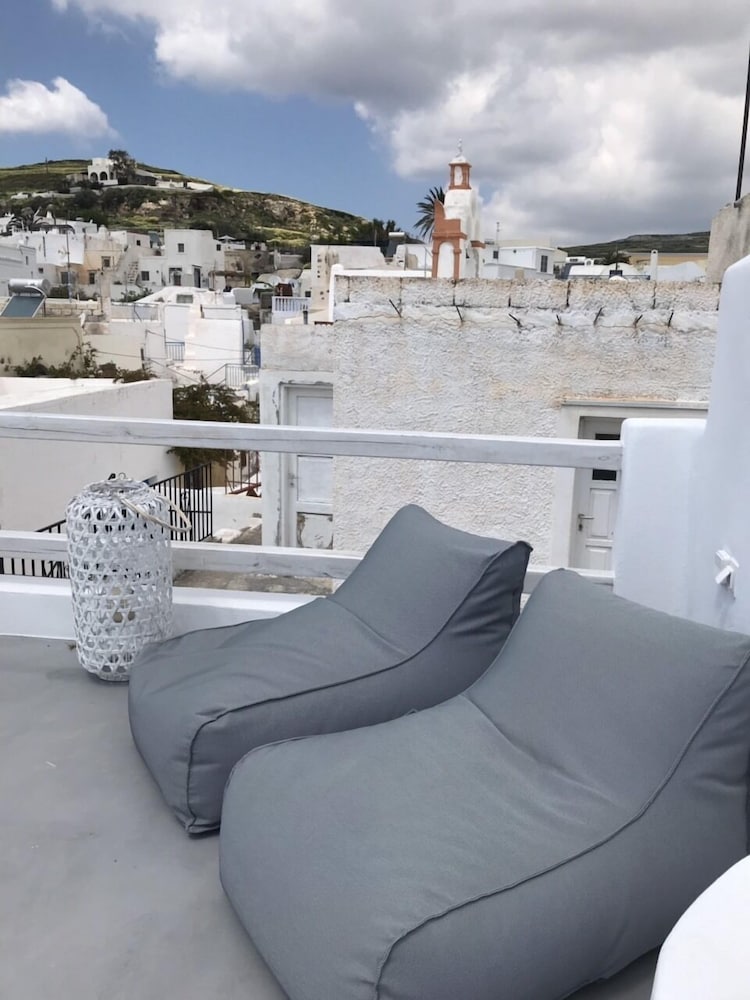 The Luna Suites
