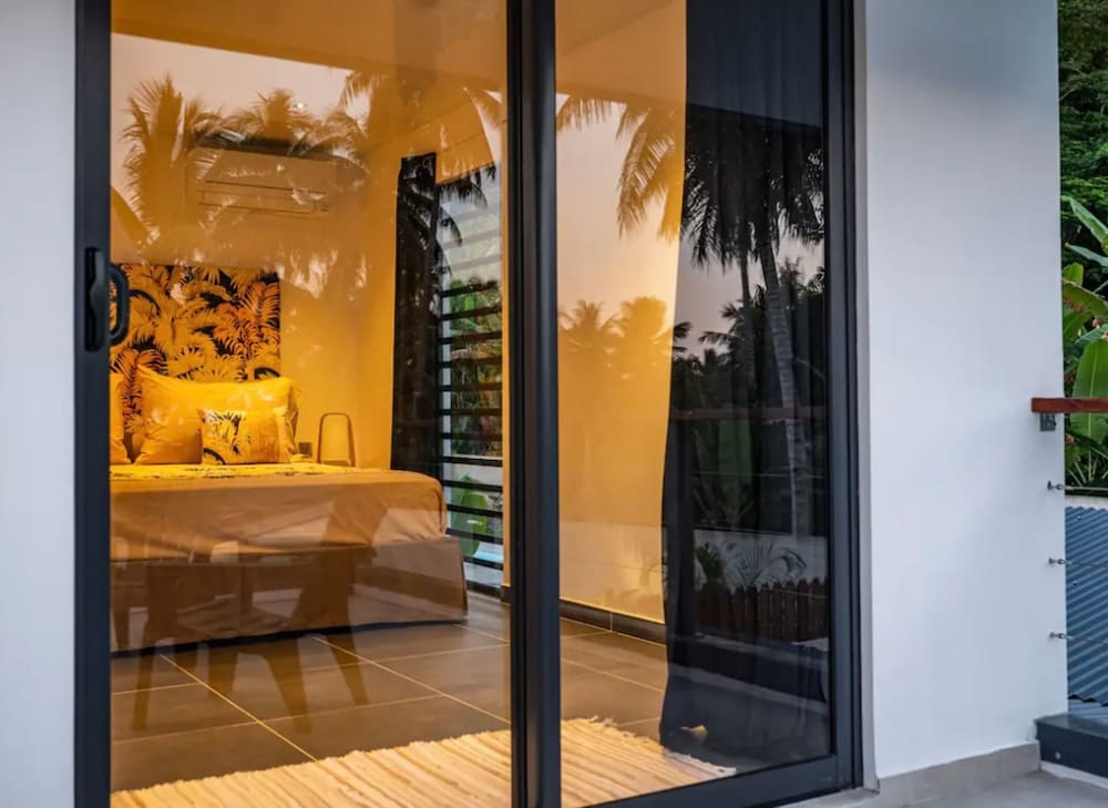 Exceptional Villa Located in Bora Bora view 4