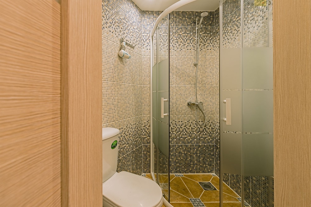 Apart-hotel on Marata 28