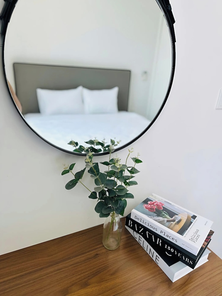 Vinhome Sky Lake-Sunhometel