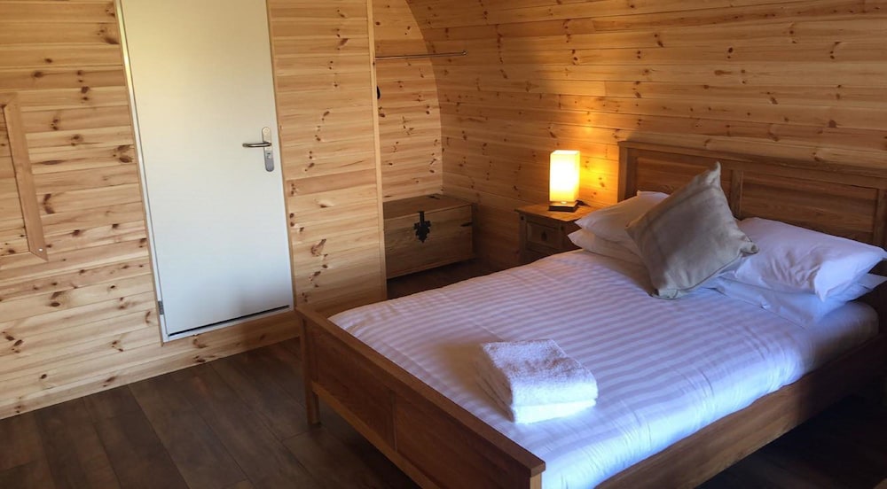 Cheshire Glamping Pods view 3