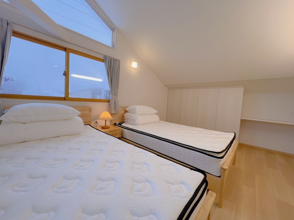 Snowball Hostel