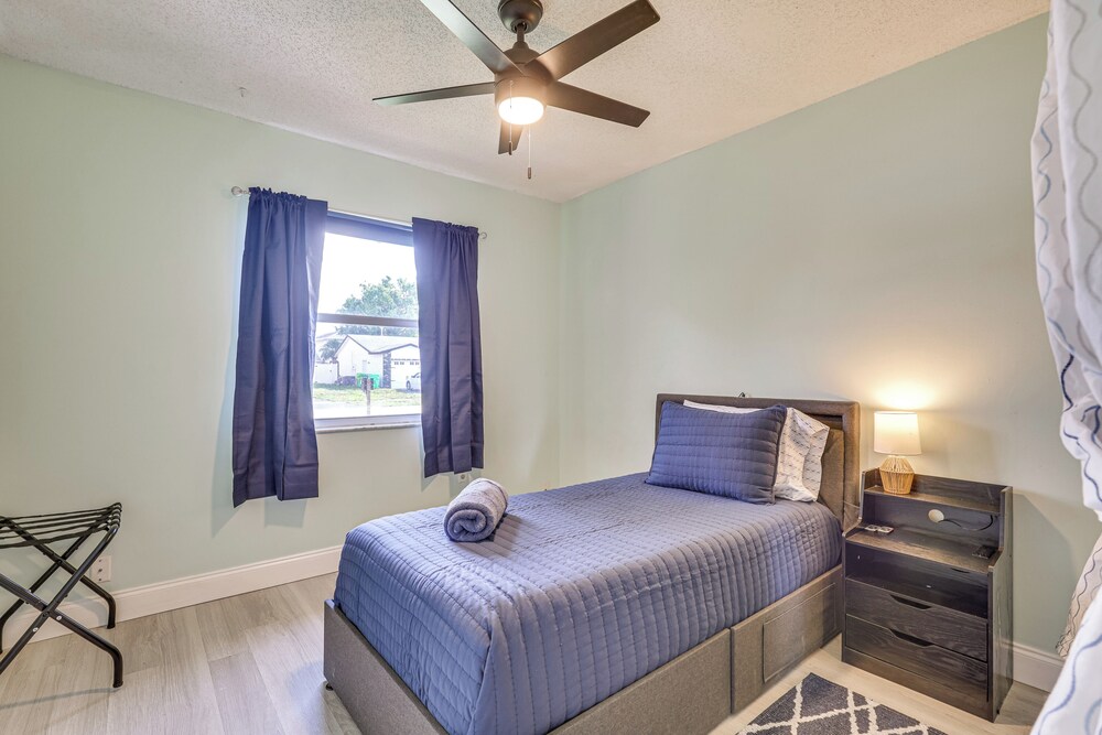 3 Mi to Sawgrass Mills: Home w/ Lanai & Game Area