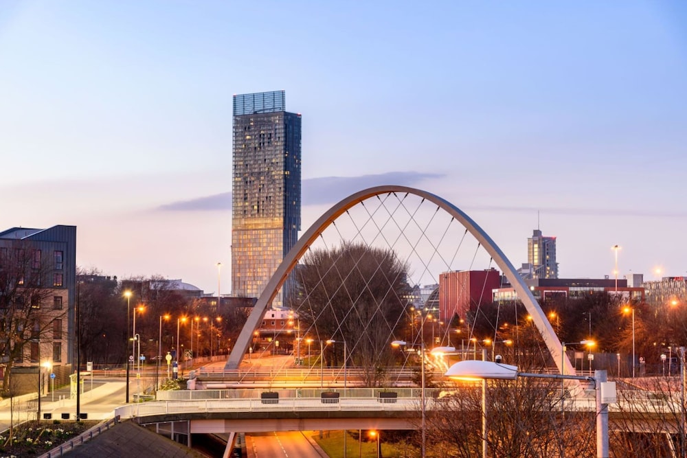 Salford Vacations - Maldron Hotel Manchester Cathedral Quarter - Property Image 14