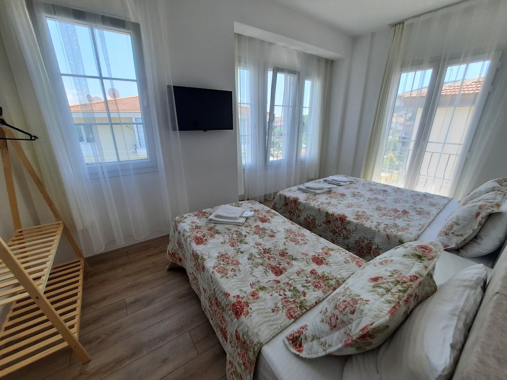 Adil Otel