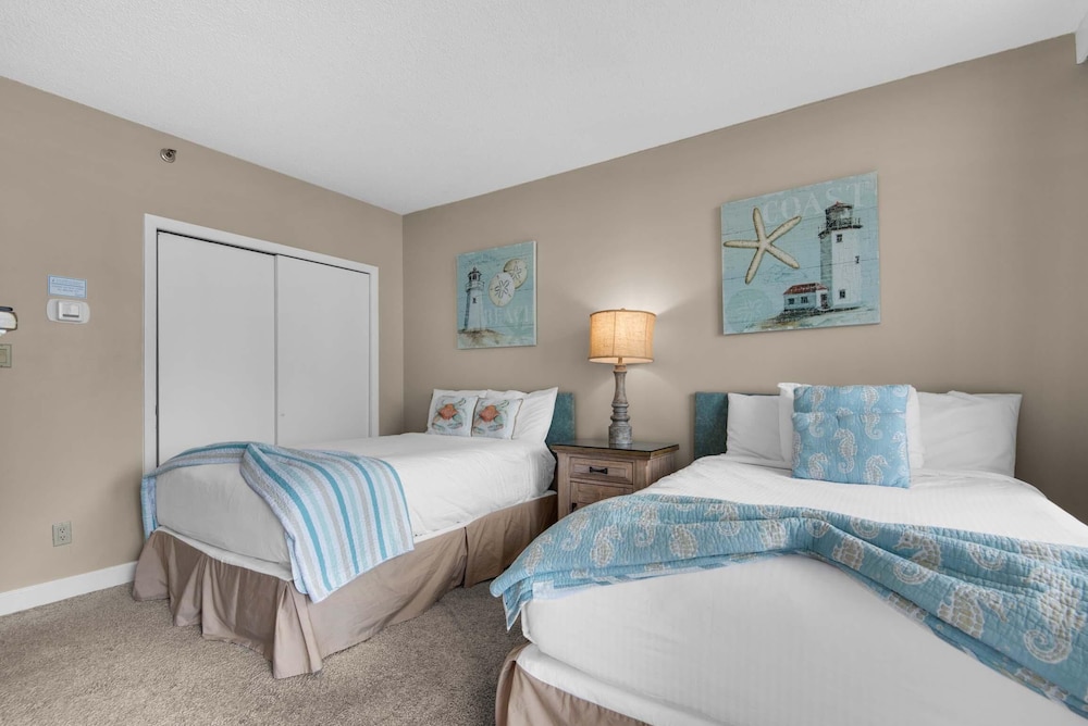 Surfside Resort #404