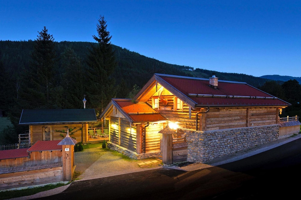 Chalet in St. Martin With Sauna & Mountain Views