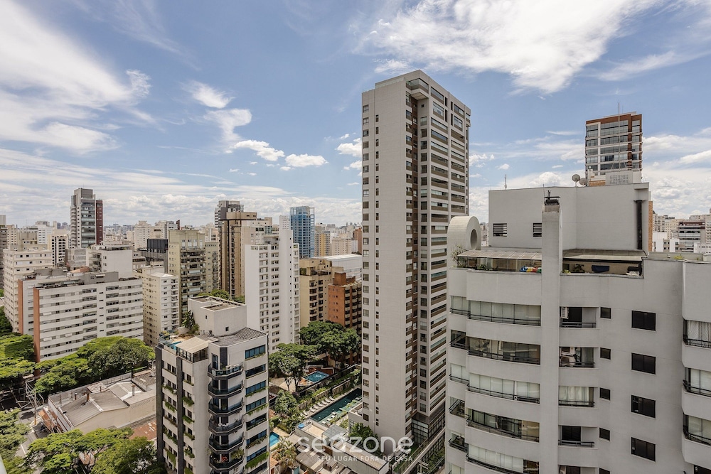 Your Urban Retreat Near the Subway - Iby1613