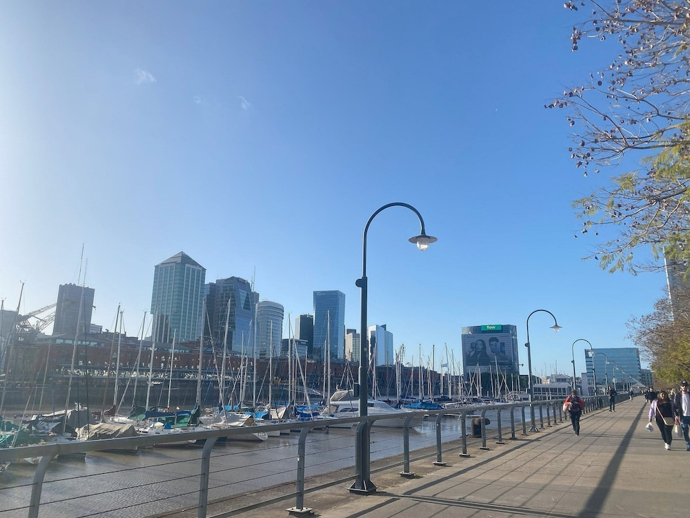 PISO 41 VISTA AL RIO Y CIUDAD PTO MADERO