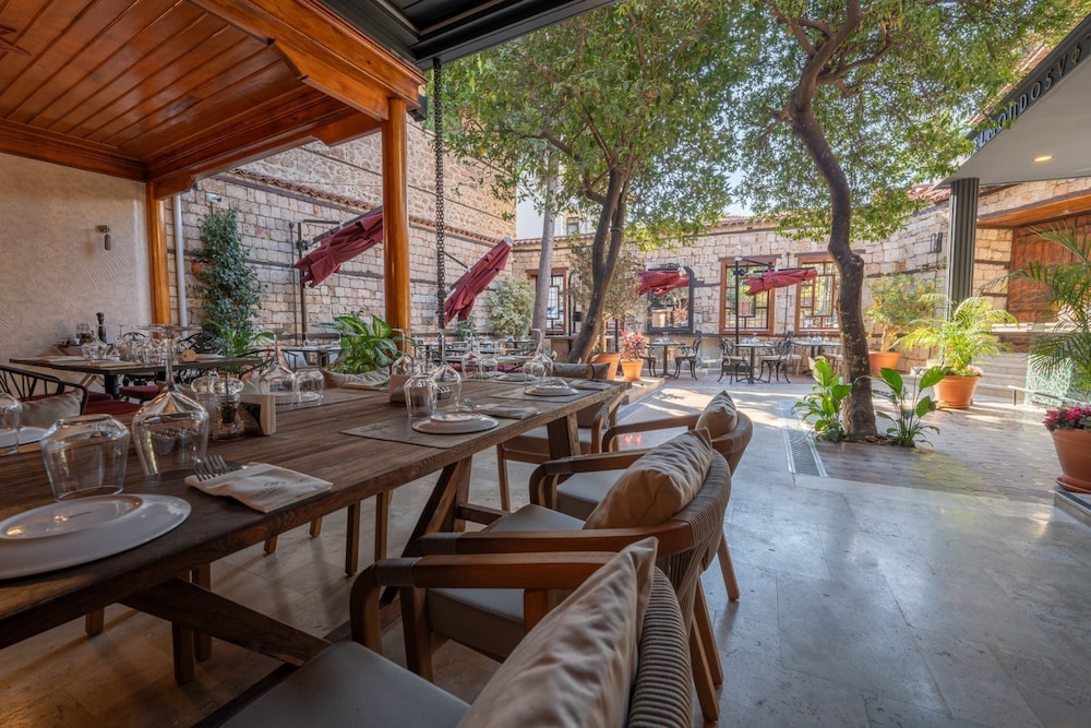 Belmondo Süitler - Image 78