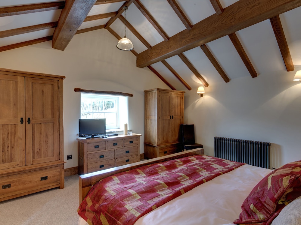 Neddy House