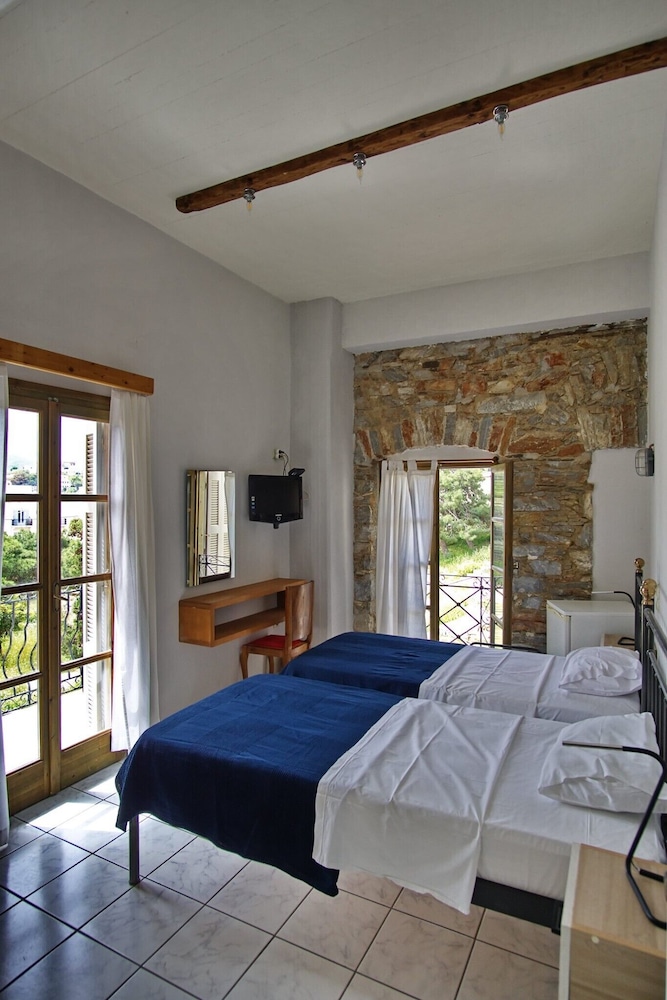 Axilleion Guest House