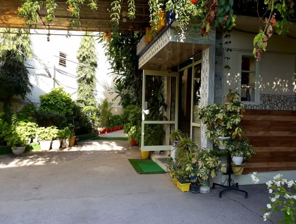 Hotel Pathik