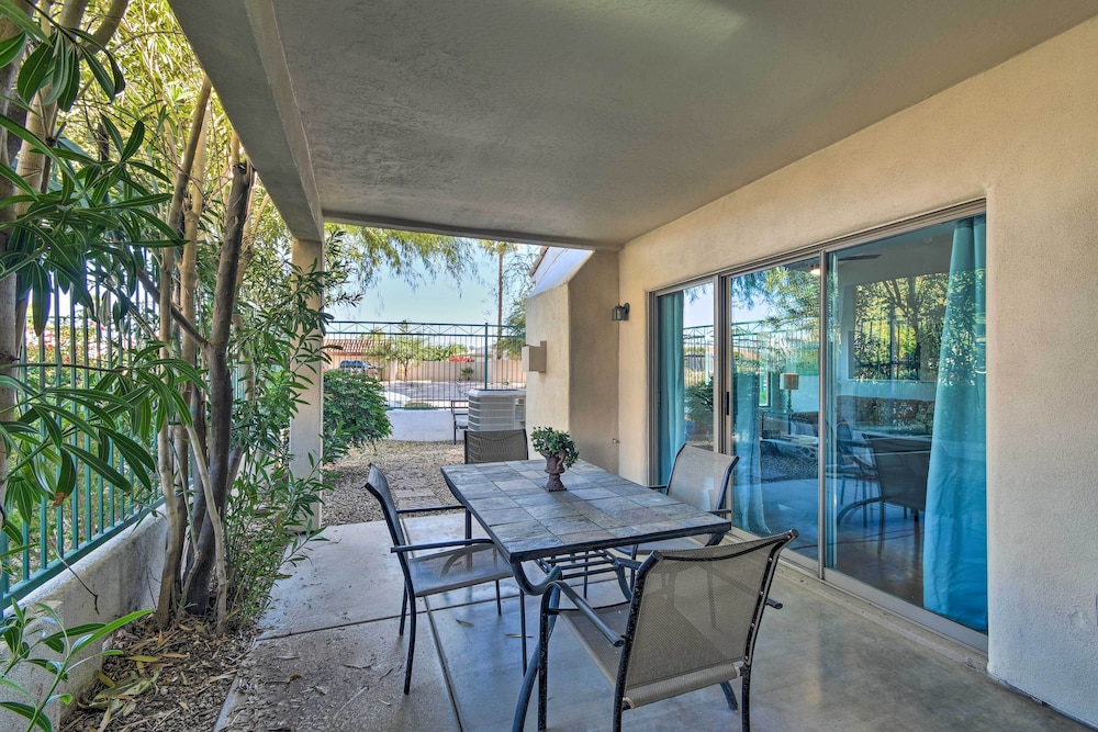 6 Mi to Downtown: Condo w/ Patio in Tempe!