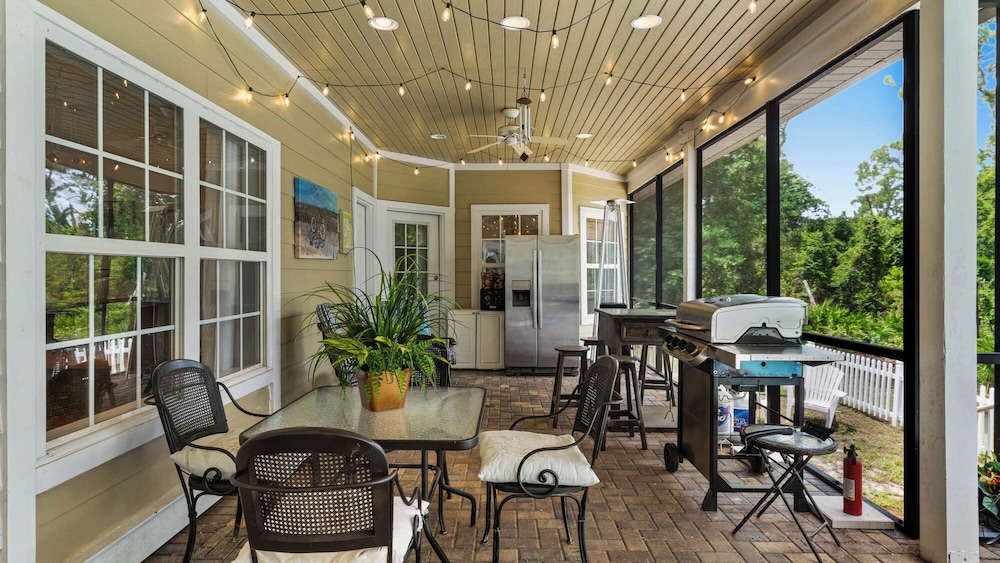 Seacrest 4BR w/ Private Heated Pool + Beach Access & Dolphin Cruise Ticket!