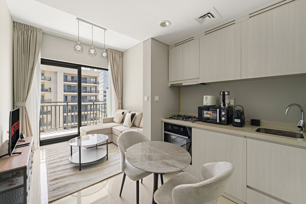 Zada Tower - 2425 1BD